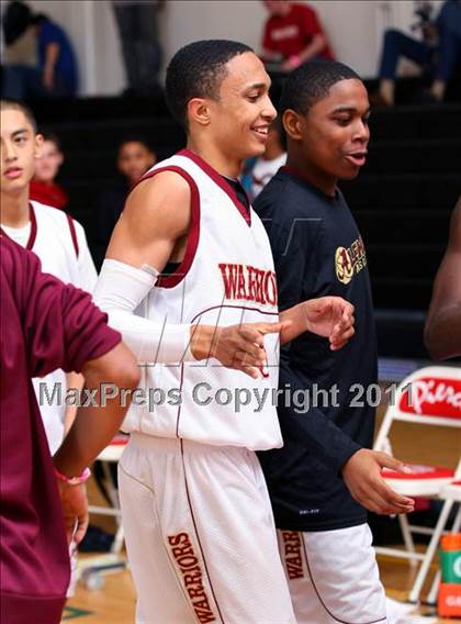 Thumbnail 1 in Oaks Christian vs. Alemany (War on the Floor Extravaganza) photogallery.