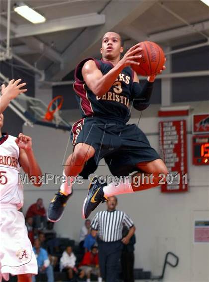 Thumbnail 3 in Oaks Christian vs. Alemany (War on the Floor Extravaganza) photogallery.