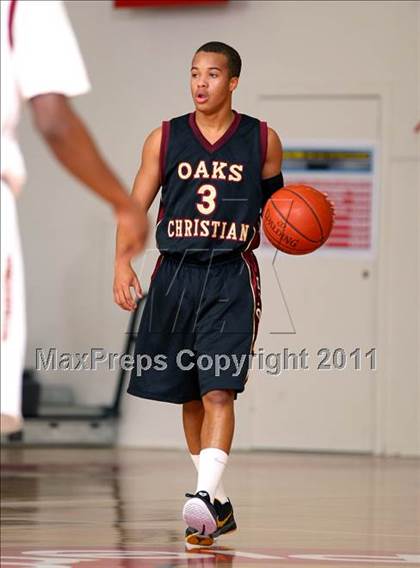 Thumbnail 1 in Oaks Christian vs. Alemany (War on the Floor Extravaganza) photogallery.