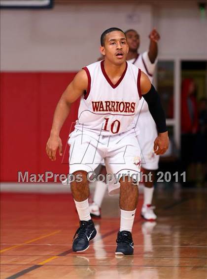 Thumbnail 2 in Oaks Christian vs. Alemany (War on the Floor Extravaganza) photogallery.