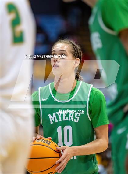 Thumbnail 3 in Richmond vs Myers Park (NCHSAA 4A Final - Game) photogallery.