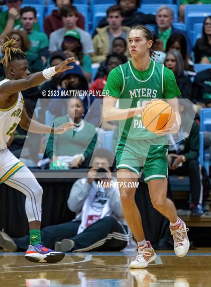 Thumbnail 1 in Richmond vs Myers Park (NCHSAA 4A Final - Game) photogallery.