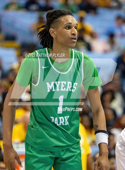 Thumbnail 1 in Richmond vs Myers Park (NCHSAA 4A Final - Game) photogallery.