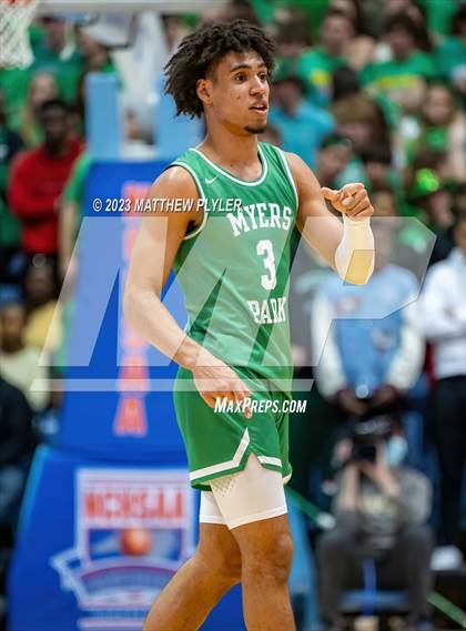 Thumbnail 2 in Richmond vs Myers Park (NCHSAA 4A Final - Game) photogallery.