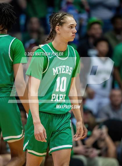 Thumbnail 2 in Richmond vs Myers Park (NCHSAA 4A Final - Game) photogallery.