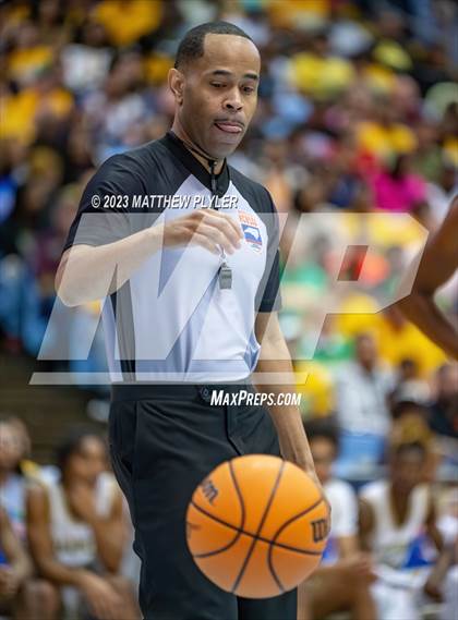Thumbnail 2 in Richmond vs Myers Park (NCHSAA 4A Final - Game) photogallery.