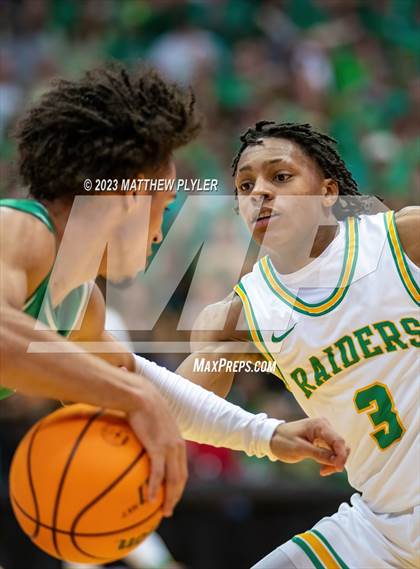 Thumbnail 1 in Richmond vs Myers Park (NCHSAA 4A Final - Game) photogallery.