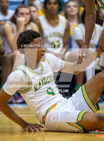 Thumbnail 1 in Richmond vs Myers Park (NCHSAA 4A Final - Game) photogallery.