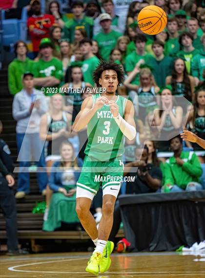 Thumbnail 1 in Richmond vs Myers Park (NCHSAA 4A Final - Game) photogallery.