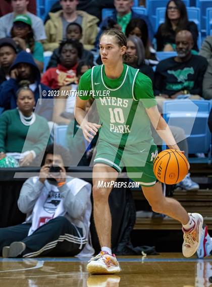 Thumbnail 3 in Richmond vs Myers Park (NCHSAA 4A Final - Game) photogallery.