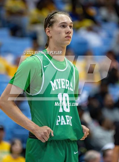 Thumbnail 3 in Richmond vs Myers Park (NCHSAA 4A Final - Game) photogallery.
