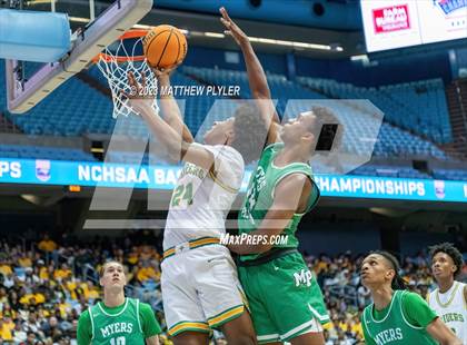Thumbnail 3 in Richmond vs Myers Park (NCHSAA 4A Final - Game) photogallery.