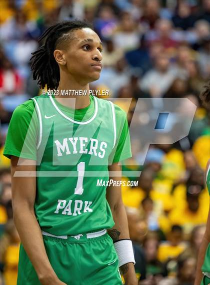 Thumbnail 1 in Richmond vs Myers Park (NCHSAA 4A Final - Game) photogallery.