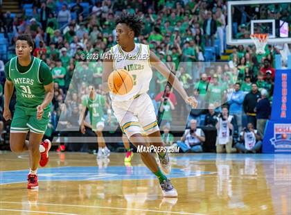 Thumbnail 3 in Richmond vs Myers Park (NCHSAA 4A Final - Game) photogallery.