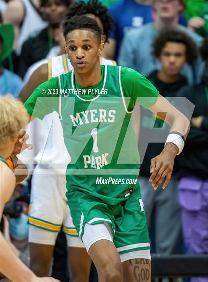 Thumbnail 1 in Richmond vs Myers Park (NCHSAA 4A Final - Game) photogallery.