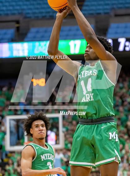 Thumbnail 2 in Richmond vs Myers Park (NCHSAA 4A Final - Game) photogallery.