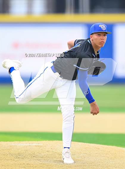 Thumbnail 3 in Sulphur @ East Ascension (LHSAA Division I Non-Select Bi-District) photogallery.