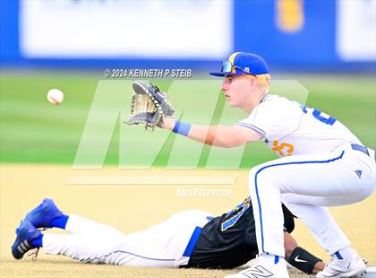 Thumbnail 2 in Sulphur @ East Ascension (LHSAA Division I Non-Select Bi-District) photogallery.