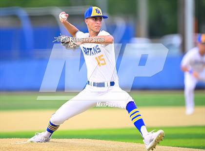Thumbnail 2 in Sulphur @ East Ascension (LHSAA Division I Non-Select Bi-District) photogallery.