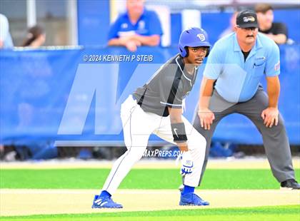 Thumbnail 3 in Sulphur @ East Ascension (LHSAA Division I Non-Select Bi-District) photogallery.
