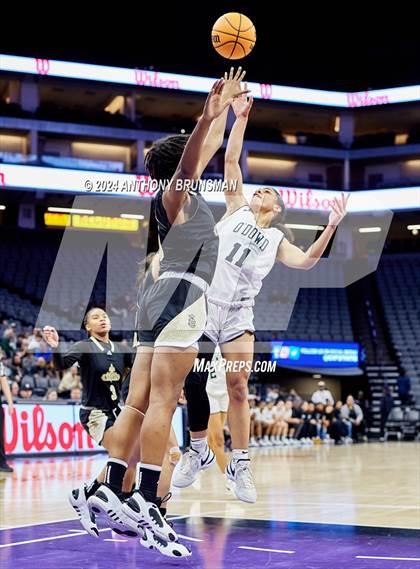Thumbnail 3 in Bishop Montgomery vs Bishop O'Dowd (CIF State D1 Final) photogallery.