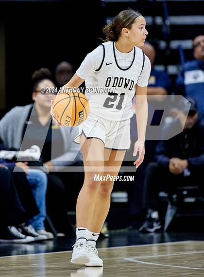 Thumbnail 2 in Bishop Montgomery vs Bishop O'Dowd (CIF State D1 Final) photogallery.