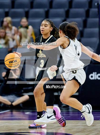 Thumbnail 3 in Bishop Montgomery vs Bishop O'Dowd (CIF State D1 Final) photogallery.