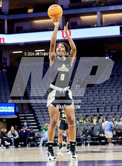 Thumbnail 3 in Bishop Montgomery vs Bishop O'Dowd (CIF State D1 Final) photogallery.