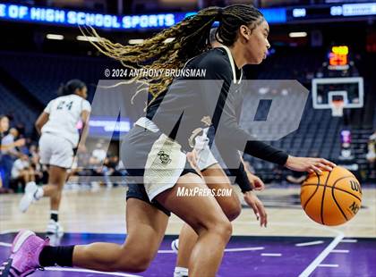 Thumbnail 2 in Bishop Montgomery vs Bishop O'Dowd (CIF State D1 Final) photogallery.