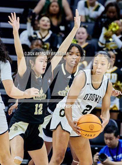Thumbnail 1 in Bishop Montgomery vs Bishop O'Dowd (CIF State D1 Final) photogallery.