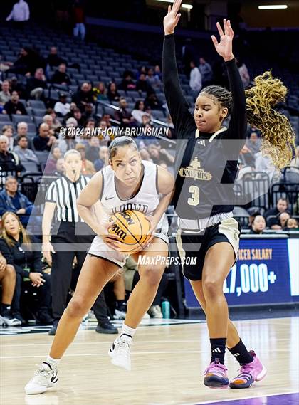 Thumbnail 1 in Bishop Montgomery vs Bishop O'Dowd (CIF State D1 Final) photogallery.