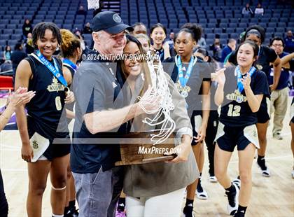 Thumbnail 1 in Bishop Montgomery vs Bishop O'Dowd (CIF State D1 Final) photogallery.