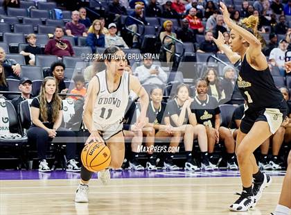 Thumbnail 2 in Bishop Montgomery vs Bishop O'Dowd (CIF State D1 Final) photogallery.