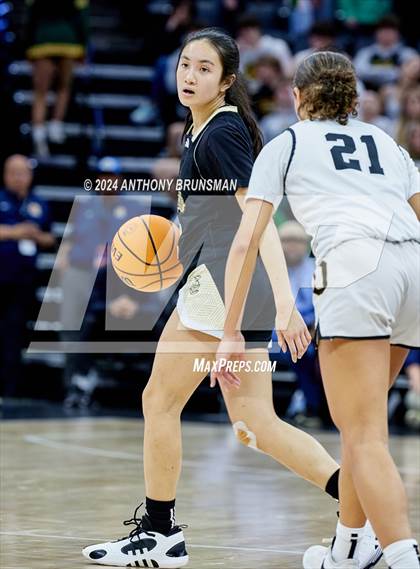 Thumbnail 1 in Bishop Montgomery vs Bishop O'Dowd (CIF State D1 Final) photogallery.