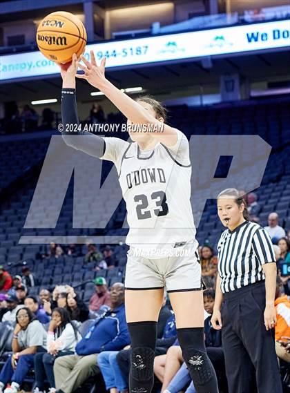 Thumbnail 3 in Bishop Montgomery vs Bishop O'Dowd (CIF State D1 Final) photogallery.