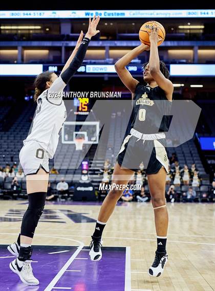 Thumbnail 3 in Bishop Montgomery vs Bishop O'Dowd (CIF State D1 Final) photogallery.