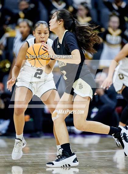 Thumbnail 1 in Bishop Montgomery vs Bishop O'Dowd (CIF State D1 Final) photogallery.