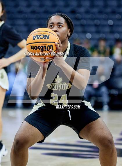 Thumbnail 3 in Bishop Montgomery vs Bishop O'Dowd (CIF State D1 Final) photogallery.