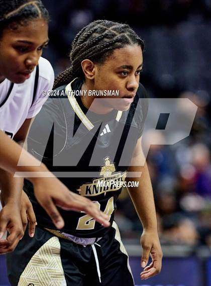 Thumbnail 2 in Bishop Montgomery vs Bishop O'Dowd (CIF State D1 Final) photogallery.