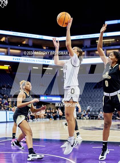 Thumbnail 3 in Bishop Montgomery vs Bishop O'Dowd (CIF State D1 Final) photogallery.