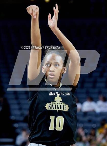 Thumbnail 2 in Bishop Montgomery vs Bishop O'Dowd (CIF State D1 Final) photogallery.