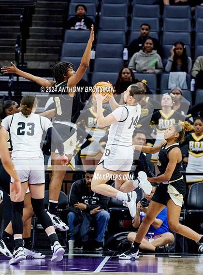 Thumbnail 1 in Bishop Montgomery vs Bishop O'Dowd (CIF State D1 Final) photogallery.