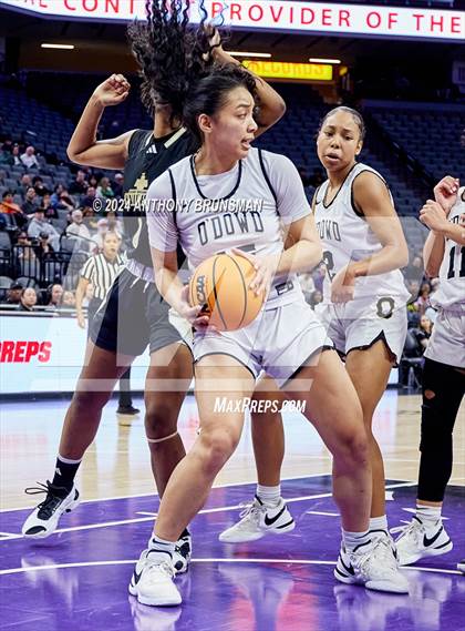 Thumbnail 1 in Bishop Montgomery vs Bishop O'Dowd (CIF State D1 Final) photogallery.
