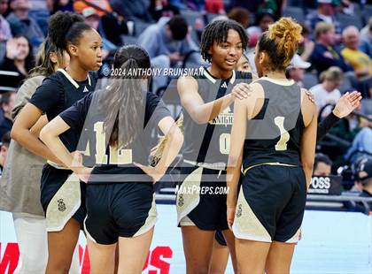 Thumbnail 2 in Bishop Montgomery vs Bishop O'Dowd (CIF State D1 Final) photogallery.
