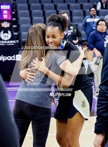 Thumbnail 3 in Bishop Montgomery vs Bishop O'Dowd (CIF State D1 Final) photogallery.