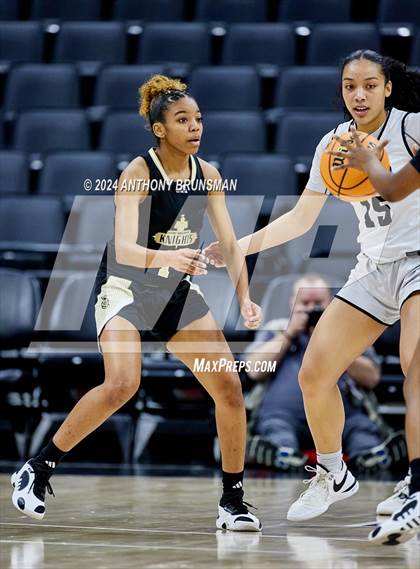Thumbnail 2 in Bishop Montgomery vs Bishop O'Dowd (CIF State D1 Final) photogallery.