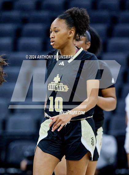 Thumbnail 3 in Bishop Montgomery vs Bishop O'Dowd (CIF State D1 Final) photogallery.