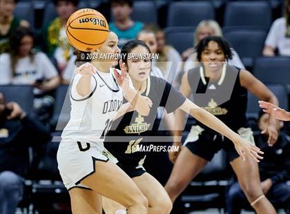 Thumbnail 3 in Bishop Montgomery vs Bishop O'Dowd (CIF State D1 Final) photogallery.