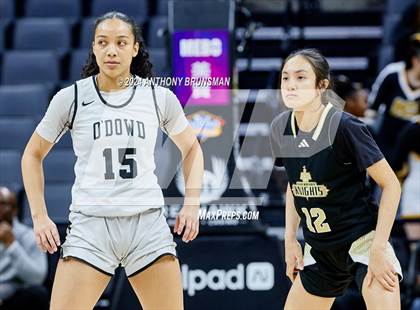 Thumbnail 2 in Bishop Montgomery vs Bishop O'Dowd (CIF State D1 Final) photogallery.