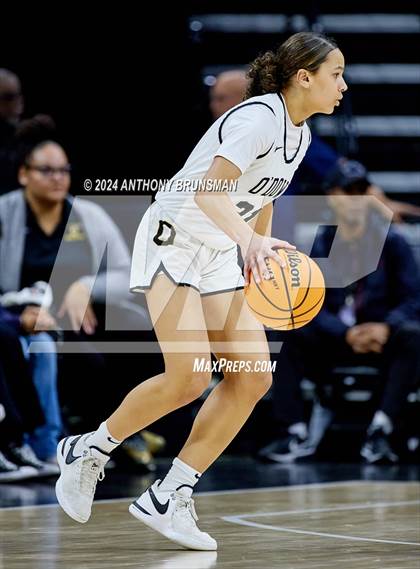 Thumbnail 2 in Bishop Montgomery vs Bishop O'Dowd (CIF State D1 Final) photogallery.